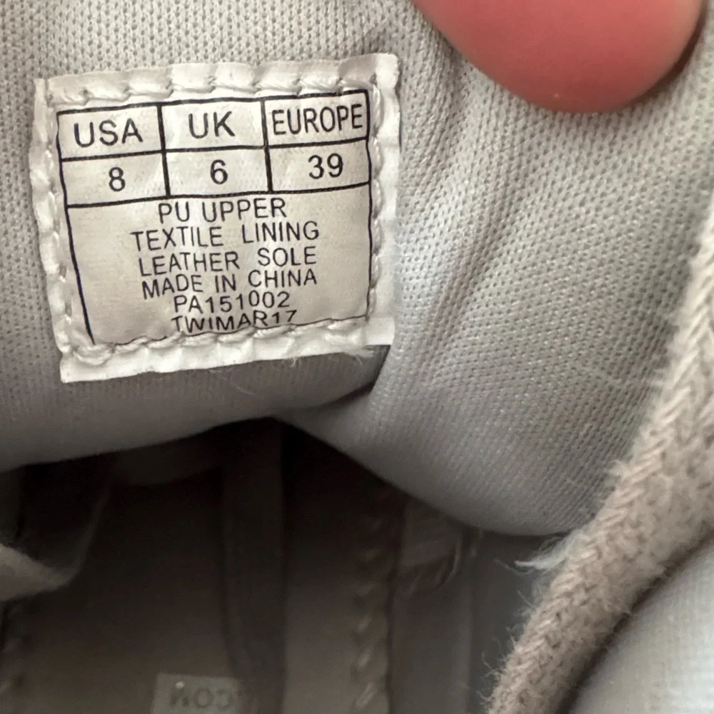 Pastry‎ Gray and White Sneakers